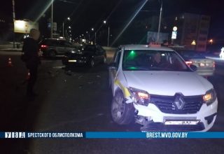 ДТП с автомобилем такси в Кобрине
