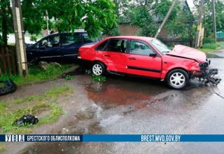 В Кобрине в ДТП пострадал водитель